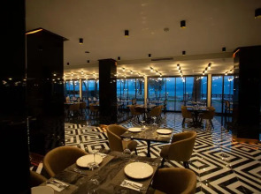 Del Lago Luxury Hotel By Saracoglu