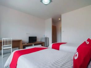 OYO 662 Malee Bunga Hotel