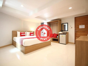 Super OYO 483 Pannee Hotel Khaosan