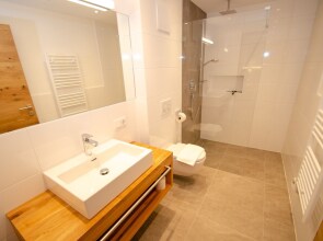 Finest Villa Zell am See