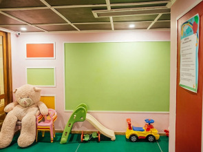 Acron Candolim Regina