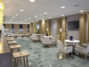 Отель NH Madrid Ventas