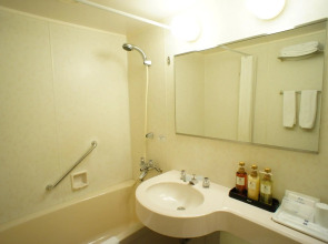 Hiyori Hotel Osaka Suminoekoen Station