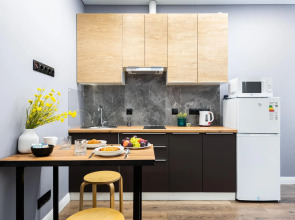 Sunmarine apartments (Санмарин апартментс) на улице Анны Ахматовой