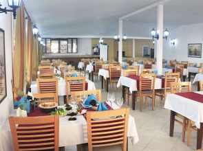 Отель Xeno Eftalia Resort 