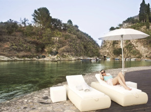 Atlantis Bay - VRetreats