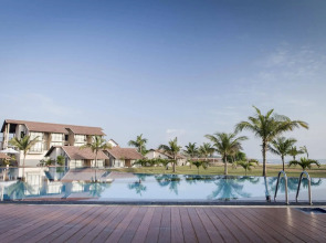 The Calm Resort & Spa