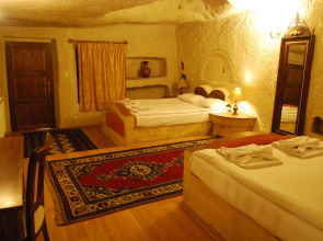 Lalezar Cave Hotel