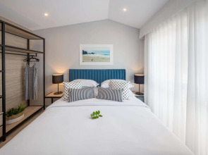 Gava Waterman Milna Resort