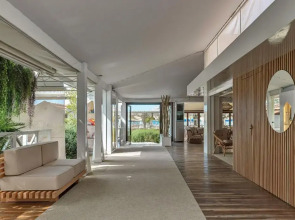 Augustus Hotel & Resort