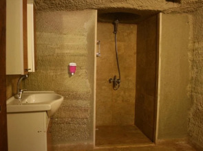 Seven Rock Cave Hotel