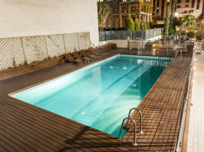 Hotel ILUNION Valencia 4