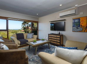 San Lameer Villa Rentals 14101