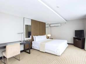 The Narathiwas Hotel & Residence Bangkok