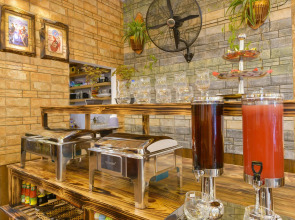 La An Old Town Hotel