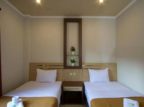 Grand Senggigi Hotel