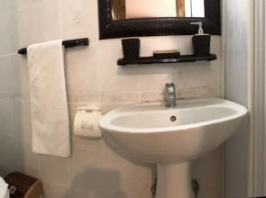 Kyrenia Reymel Hotel