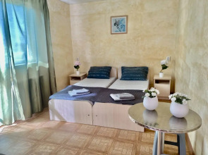 Guest House on Krasnykh Partizan Street