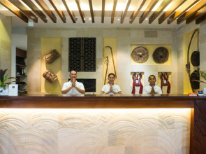 Bintang Flores Hotel