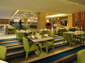 Holiday Inn Qingdao City Centre by IHG