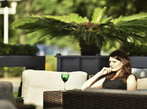 Отель Pullman Bucharest World Trade Center