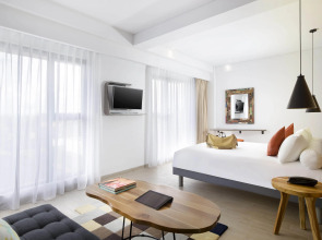 Kamaniiya Petitenget Seminyak