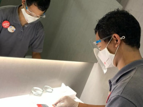 Zuri Express Mangga Dua