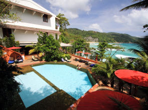 Mom Tri's Villa Royale