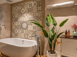 Alagon Saigon Hotel & Spa