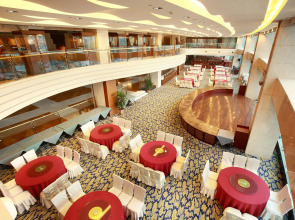 Guilin Lijiang Waterfall Hotel