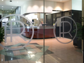 Adelaide Riviera Hotel