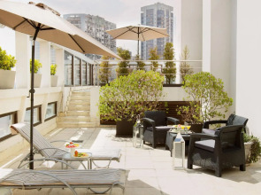 Argenta Tower Hotel & Suites