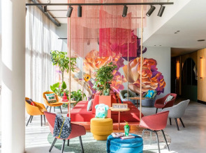 Moxy Paris Val D’Europe