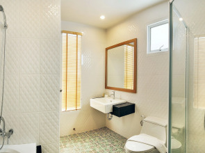 Ratana Hotel Rassada