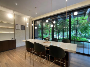 Agile Residence TRX by Isabella