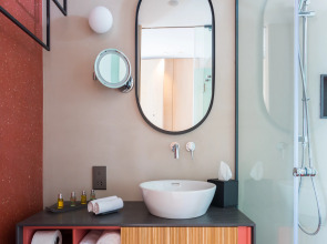 Hotel Indigo Larnaca by IHG