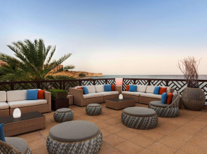 Shangri-La Barr Al Jissah Resort & Spa — Al Waha