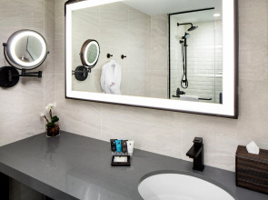 Crowne Plaza HY36 Midtown Manhattan by IHG