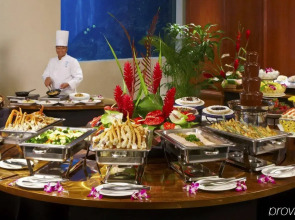 Alohilani Resort Waikiki Beach