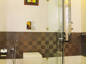 Hotel The Pearl - Newly Renovated in City Centre