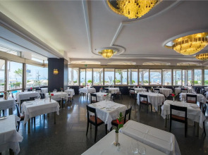 Pietra di Luna Hotel