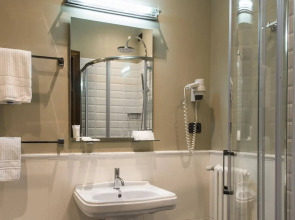 Ambasciatori Place Hotel