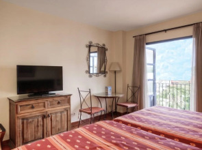 Отель PortAventura El Paso - Theme Park Tickets Included