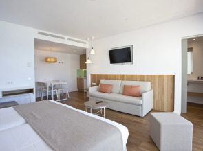 Aparthotel Ponent Mar