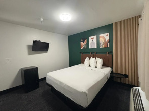 Le Bon Hotel Hollywood