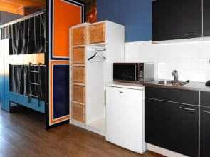 Amsterdam Teleport Hotel