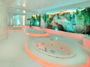 Tiara Thermal & Spa Hotel