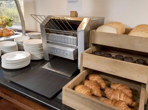 Holiday Inn Express Birmingham Star City by IHG