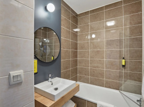 Appart'hôtel Odalys City - Bioparc Lyon Est