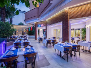 May Flower Apart Hotel